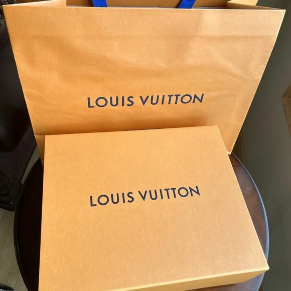 Louis Vuitton Signature Orange Gift Box - Picture 6 of 8